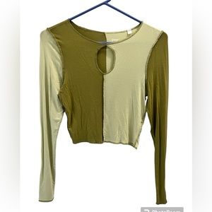 PacCares (PACSUN) keyhole split long sleeve top size XS